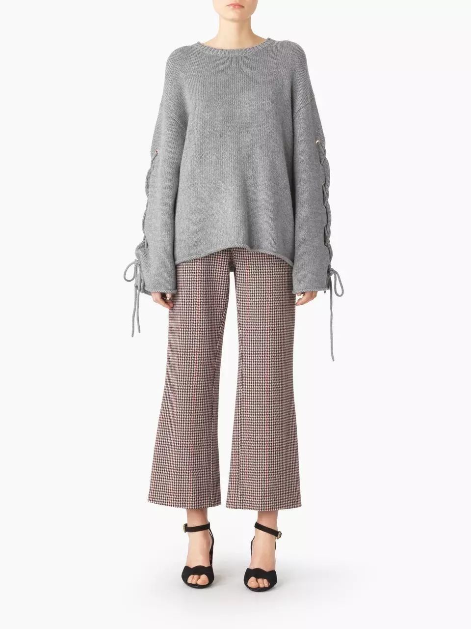 chloe和弟弟妹妹,chloe的妹妹