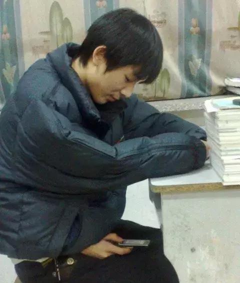 适合课堂玩的课堂游戏,老师上课玩游戏的视频