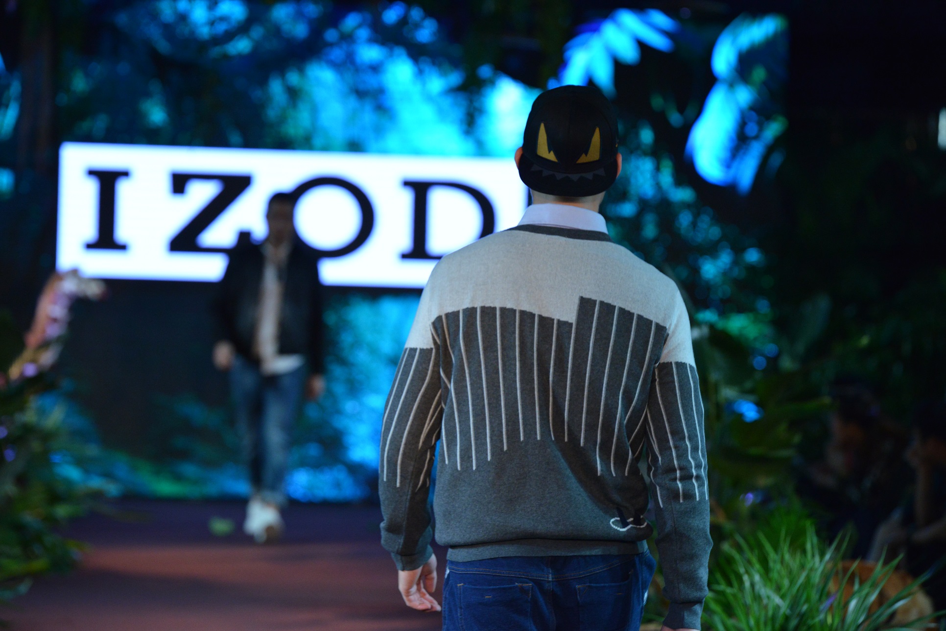 秋冬潮牌爆款穿搭,顶级潮牌秋冬穿搭