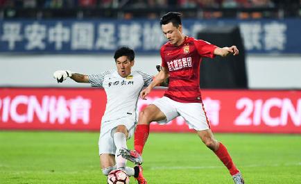 郜林中超100球,郜林破僵局恒大显霸气