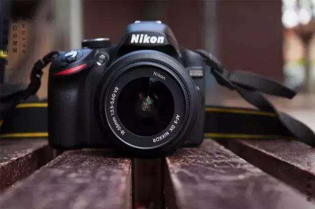 镜头尾部字母代表什么意思,镜头上的数字是什么意思