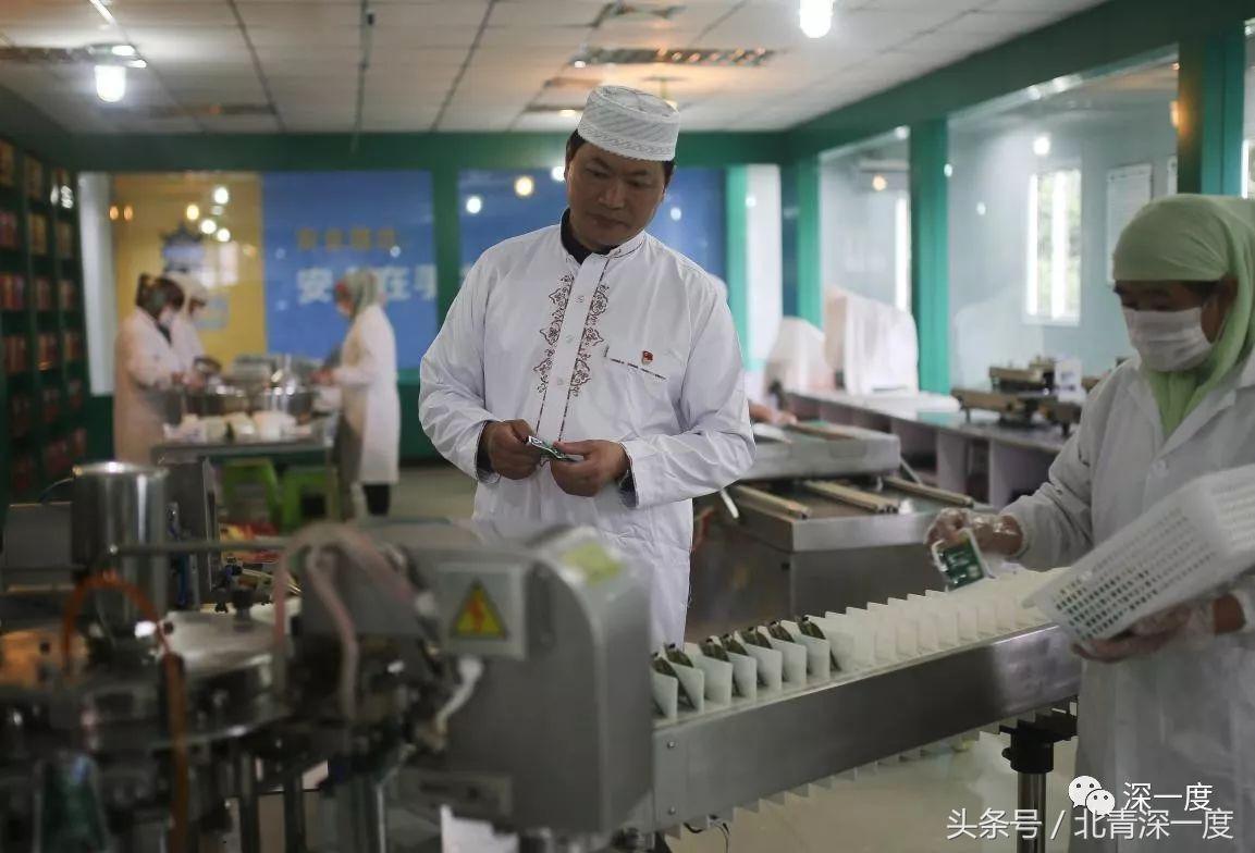 “鹿晗”在泥坑，妈妈在远方，你习以为常的幸福对他们却遥不可及