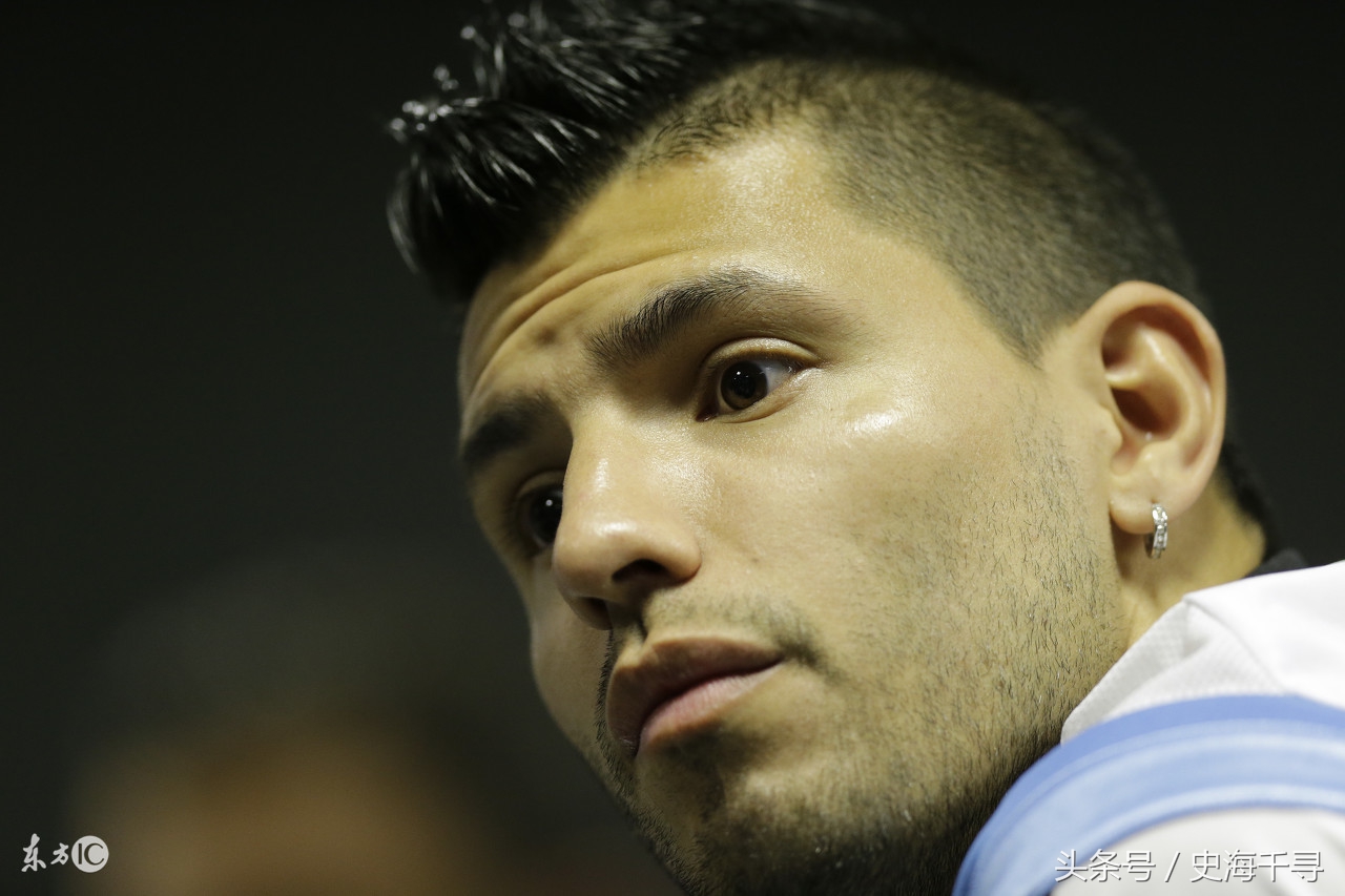 足坛球星全名都叫什么,世界足坛十大球星最霸气绰号