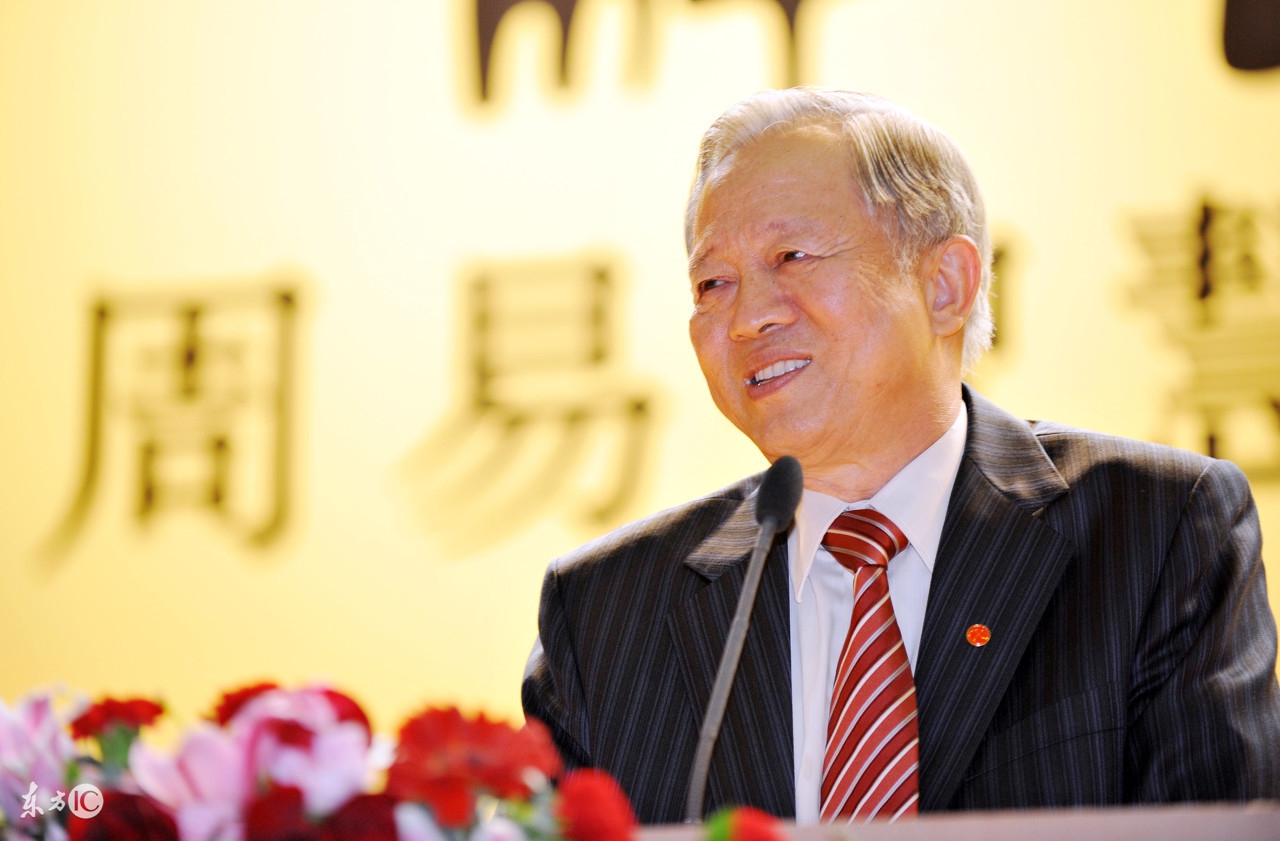 曾仕强：人与*兽禽**的区别在哪里？