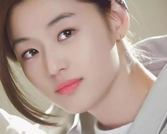 新手必看5大颜值裸妆,用什么能画出自然裸妆