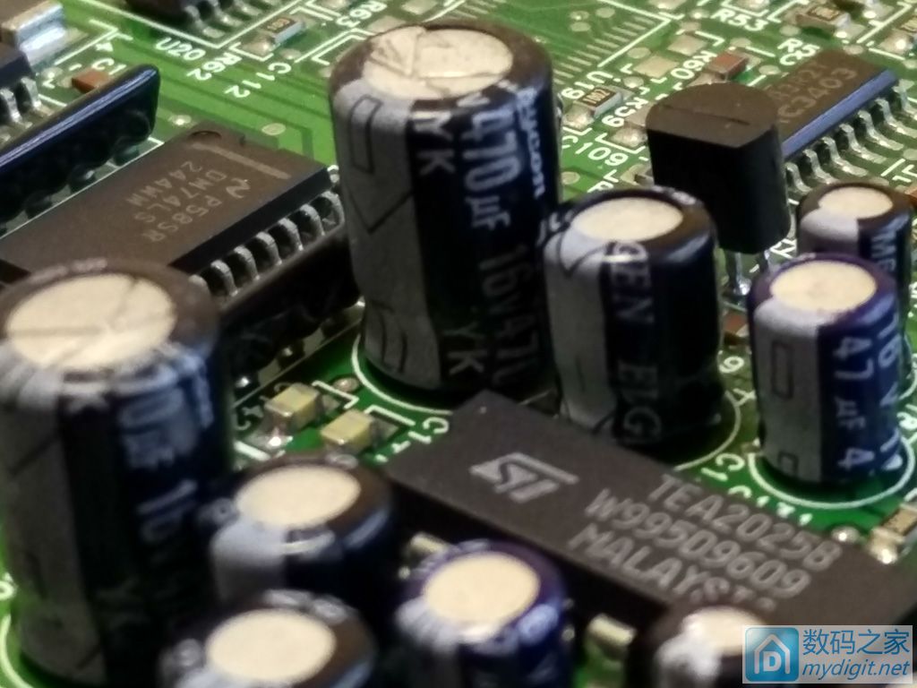 创新soundblaster5.1外置声卡,创新soundblasterawegold声卡