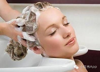 天天洗头洗发水有没有必要买好的,只用清水洗头不用洗发水会怎么样