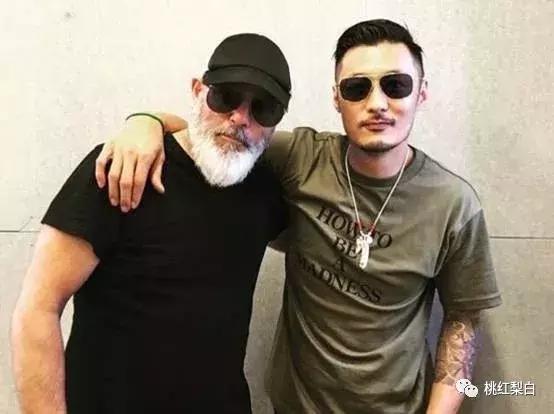 带货女王娜扎江疏影隔空示爱，真姐妹还是“塑料花姐妹情”？