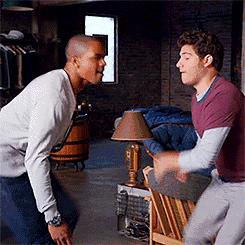 前方一大波高能正在来袭,一大波的好消息蜂拥而至