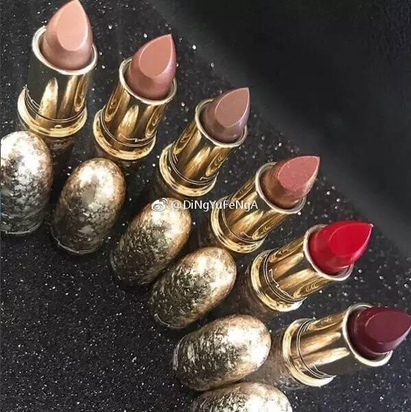 听说你们都爱这朵不会融化的雪花？