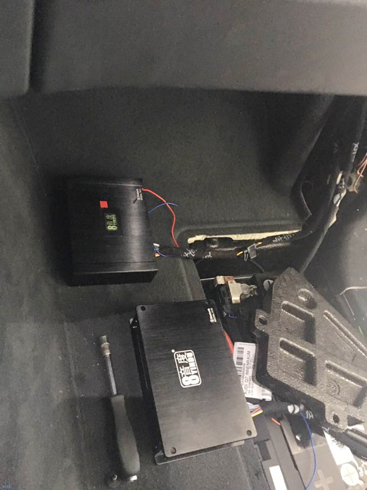 奥迪q7同级别的车型,奥迪q722款55tfsisline运动型