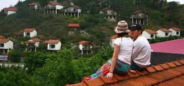 英德奇洞温泉住宿一晚价格,清远溶洞温泉度假村