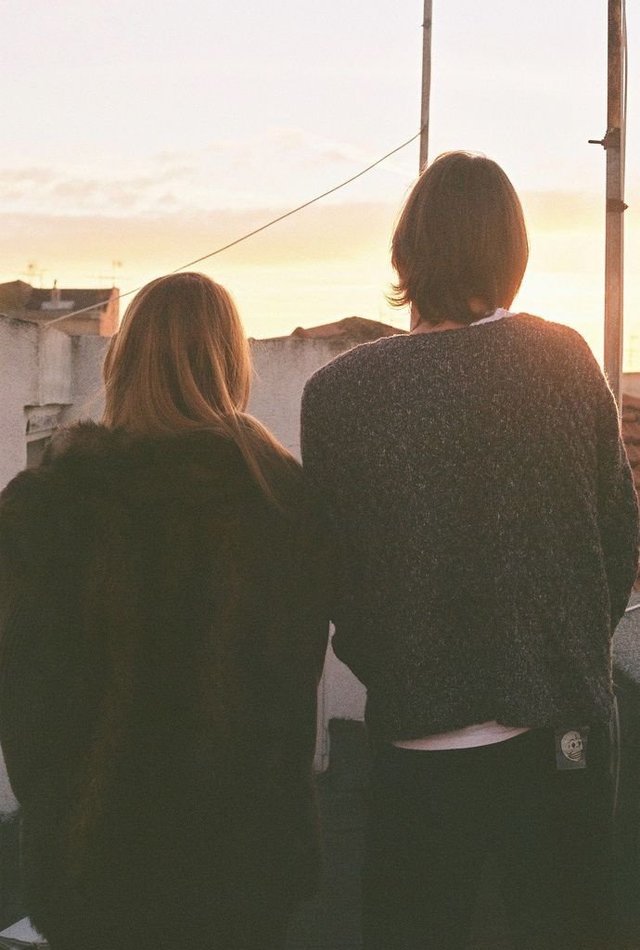 22条朋友圈伤感的说说心情短语,发朋友圈说说伤感心情短语