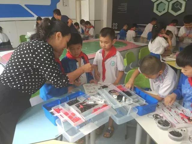 青岛高新区汇海小学怎么样,青岛市河套街道汇海小学