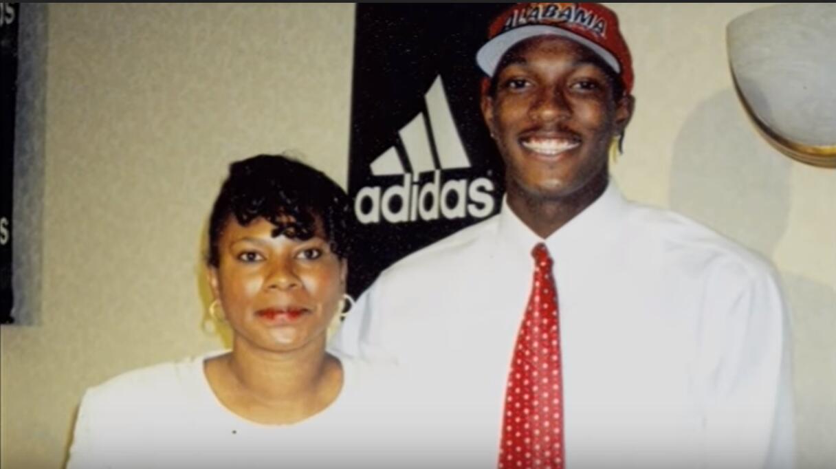 猫王杰拉德华莱士退役身家过亿,猫王杰拉德华莱士十佳球