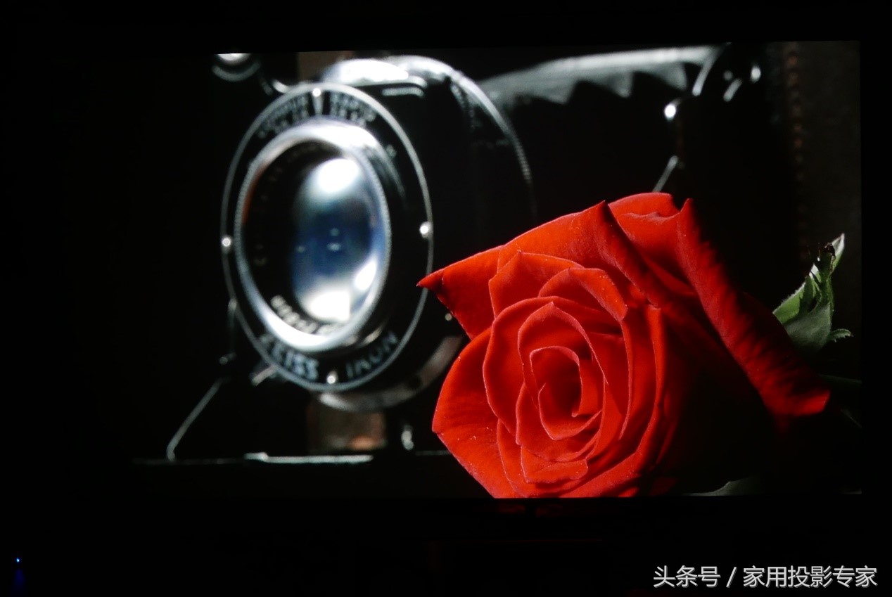 奥图码dlp4k激光投影机,奥图码uhd620深度测评