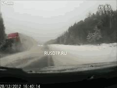 jeep自由光2.0的车有什么优缺点,两驱和四驱百公里加速多少