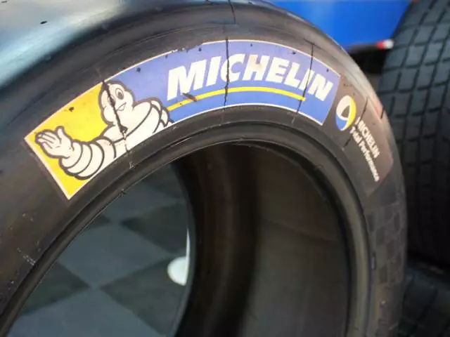 耐力赛绝非无休止地“画圈”,而是用轮胎来拓宽的哲学