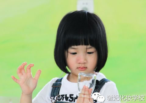 辫子的编发教程乔欣,丝巾编发教程简单好看乔欣