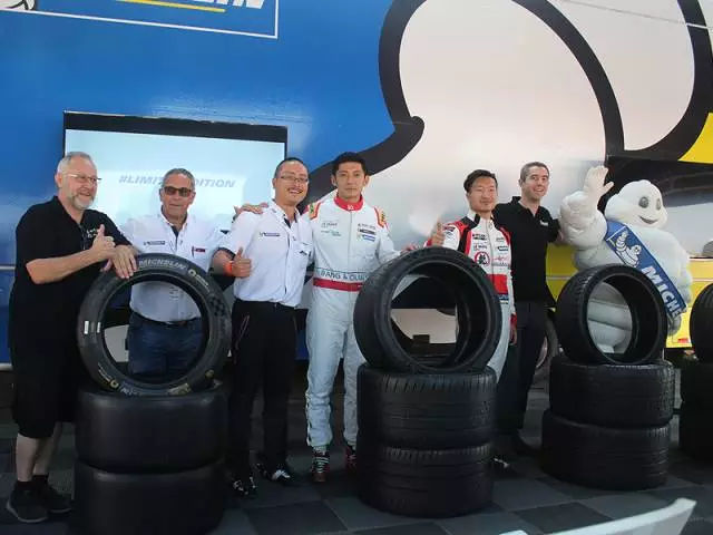 耐力赛绝非无休止地“画圈”,而是用轮胎来拓宽的哲学