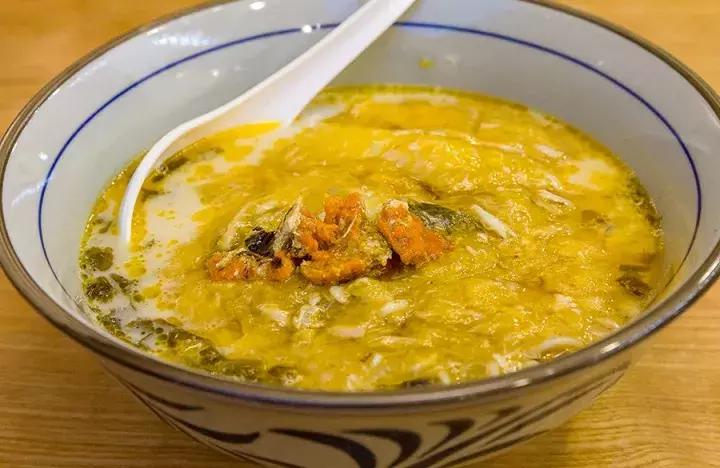 上海必吃榜第一名黄鱼面,上海50一碗的黄鱼面