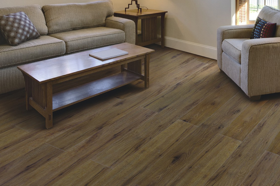 地板沾水翘起怎么修复,厕所地板沾水滑怎么处理