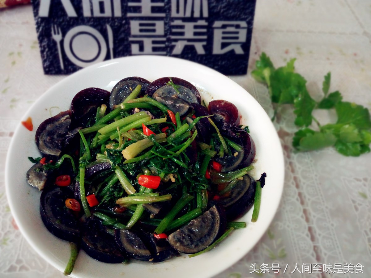 吃皮蛋灼伤口腔怎么处理,松花皮蛋吃了不舒服怎么办