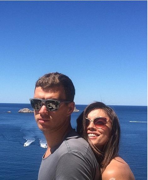 英超太太团女神,英超太太团维拉女神