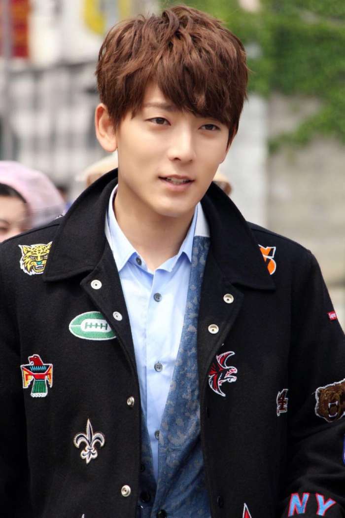 陈翔左耳失聪还能唱歌吗,陈翔耳朵失聪