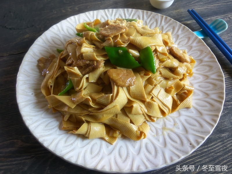 豆腐皮怎样做好吃视频教程全集,最简单好吃的豆腐皮做法