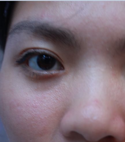 涂什么让嘴唇变得有光泽水润,脸部暗黄没有光泽度怎么调