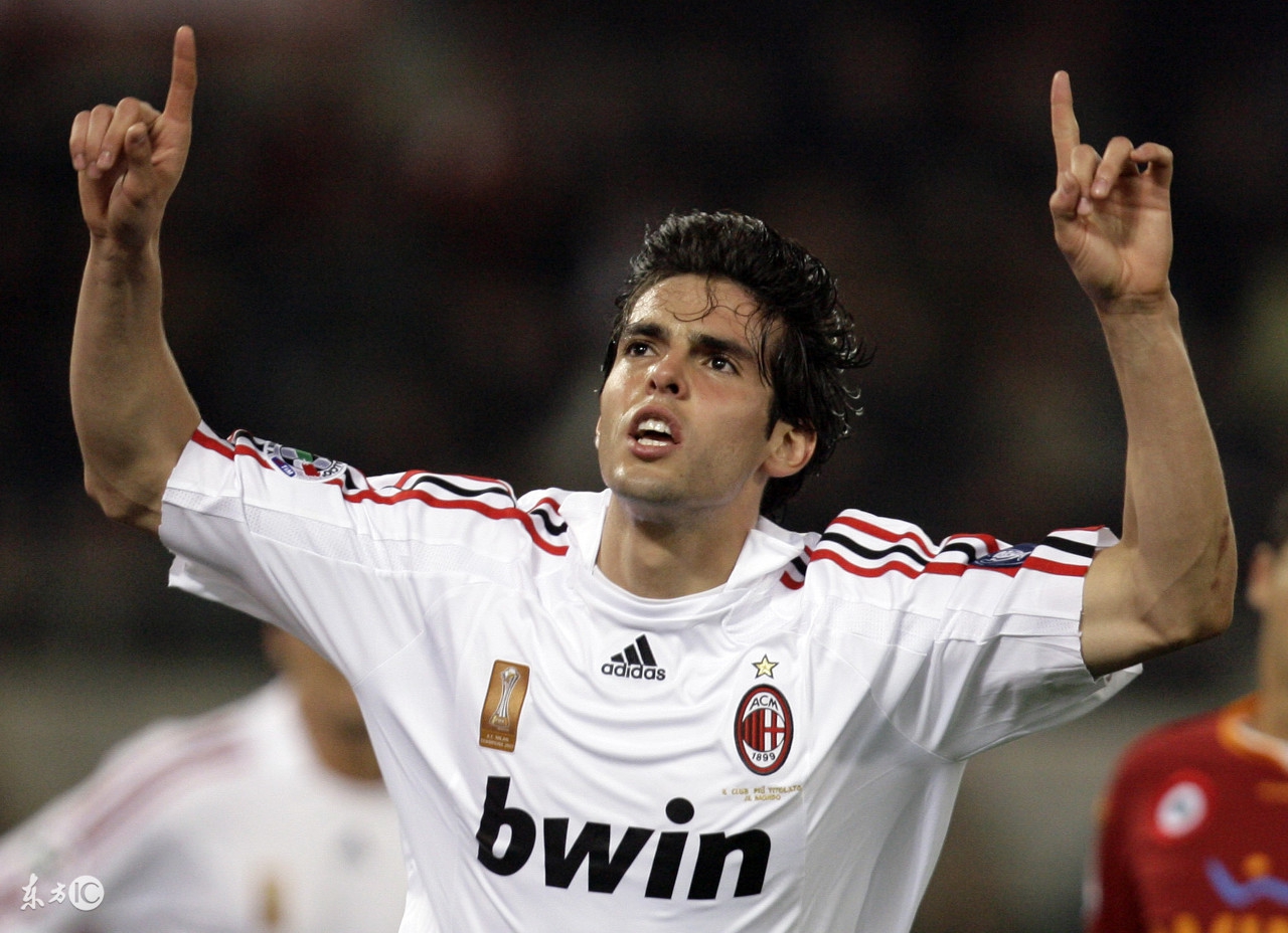 卡卡米兰的成名之战,卡卡一战成名的圣西罗队徽