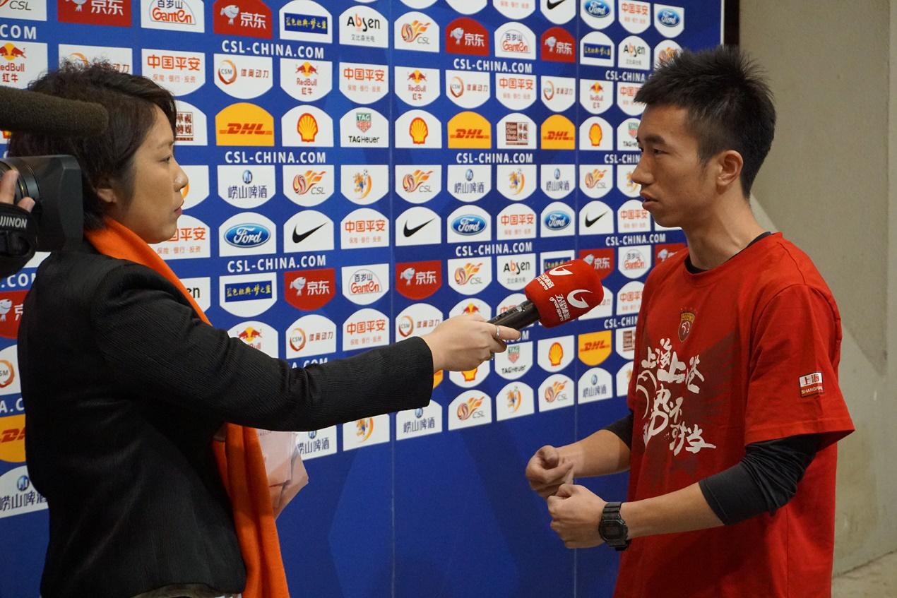 花式足球表演第一,ac米兰vs马竞中场秀花式起球