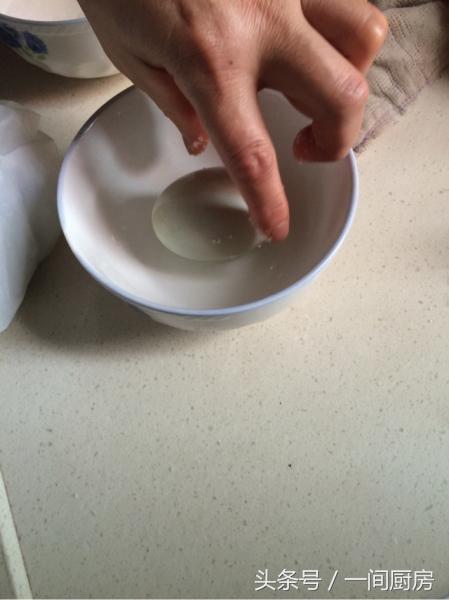 怎样腌制咸鸭蛋最好吃的做法,腌咸鸡蛋咸鸭蛋快速冒油的方法
