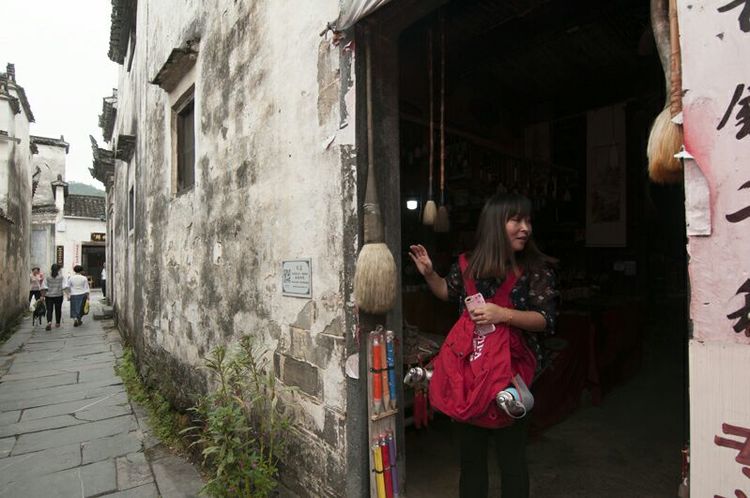 西递附近最著名的景点,西递村美丽的风景