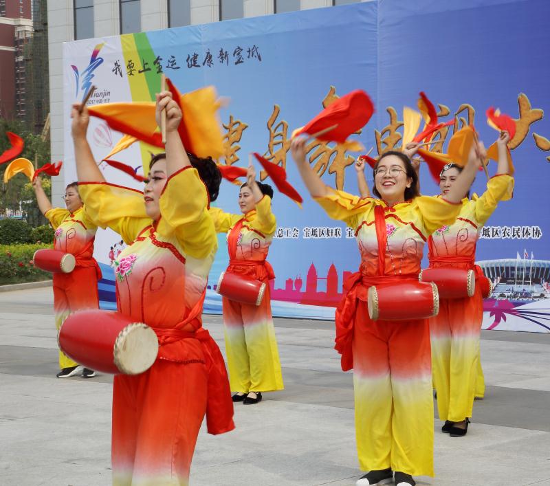 让更多人享受到体育的快乐,让群众享受到文化活动带来的乐趣