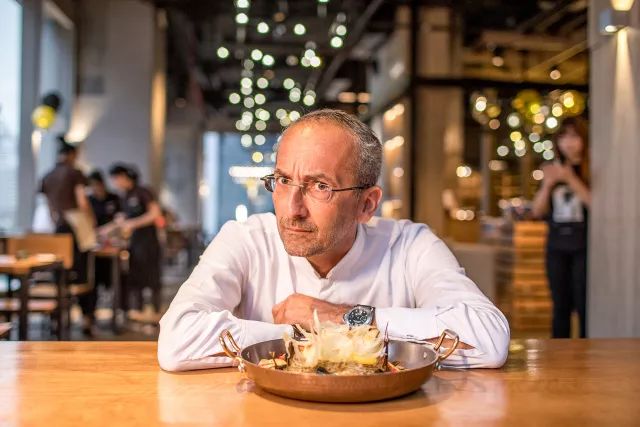 海归美女的西餐厅不得了!用舒芙蕾征服了米其林大厨,来合作菜品