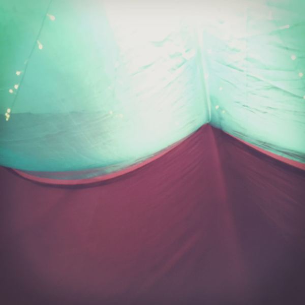 深圳有十几栋房子的90后女房东,90后女孩深圳租房