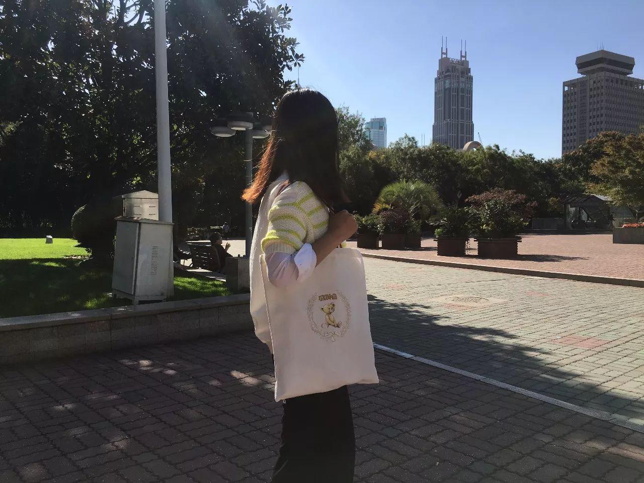 香港最正宗的小熊饼干,香港本地人吃的小熊饼干