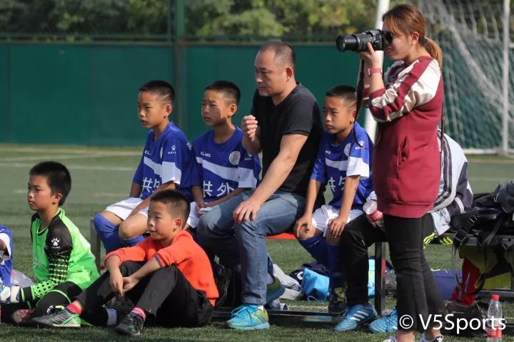 第一届武汉中国青少年足球联赛,中国第一届青少年足球联赛武汉