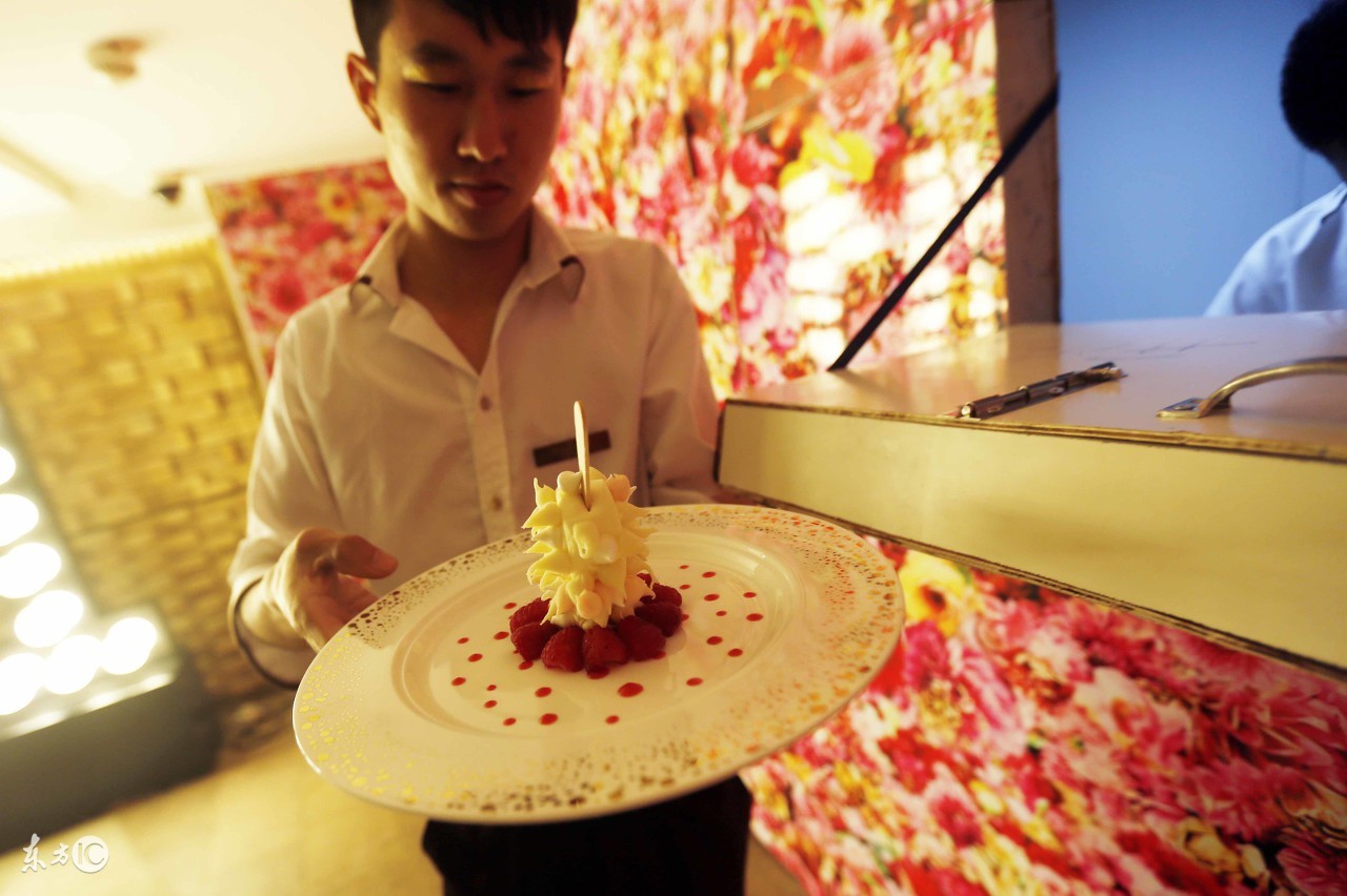 泰国花100块钱可以去哪里,1000元泰铢在泰国能玩几天