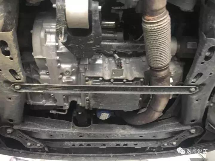 双11花26万买辆六千公里的凯迪拉克XT5，被老姐一把拽回来