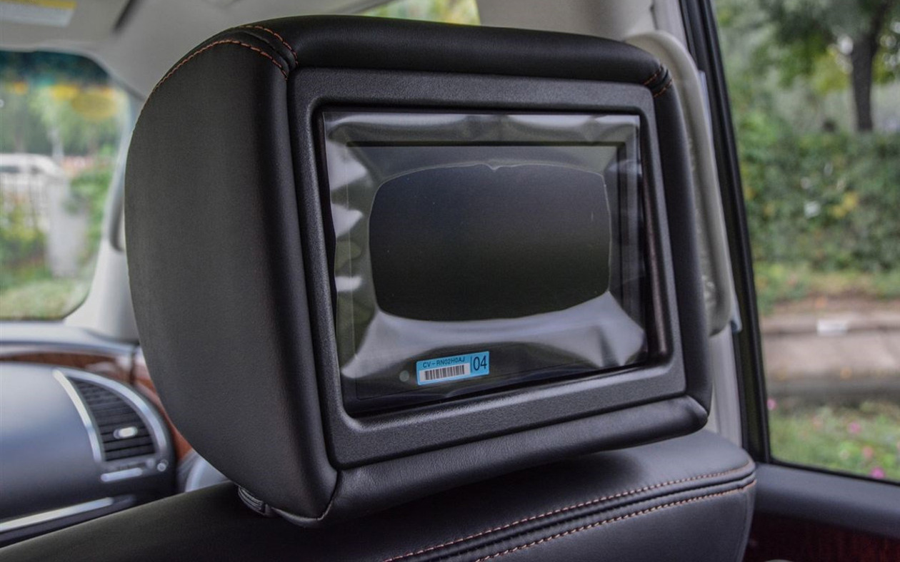 一汽普拉多贵得没谱，50万精明的人买这款全尺寸SUV，V6四驱俱全