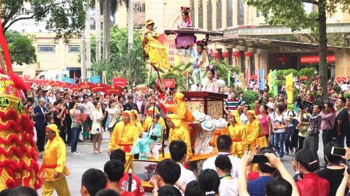 来自世界各地的近千名番禺乡亲代表共聚首,见证番禺大变化!