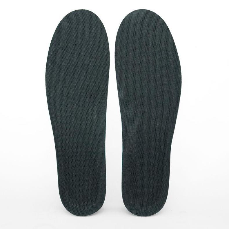 穿袜子老是往下滑,袜子老滑到鞋底怎么办