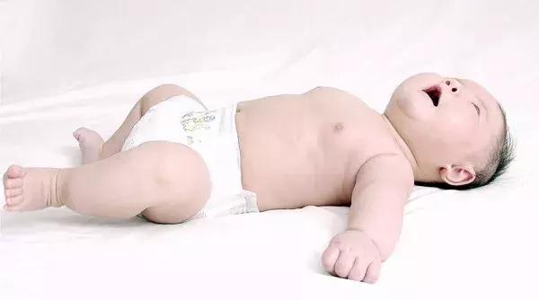 宝宝意外事故的急救法则,预防宝宝掉床好方法