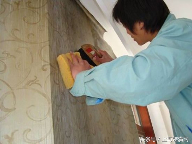 壁纸开裂用什么胶粘好,壁纸开裂用浆糊粘可以吗