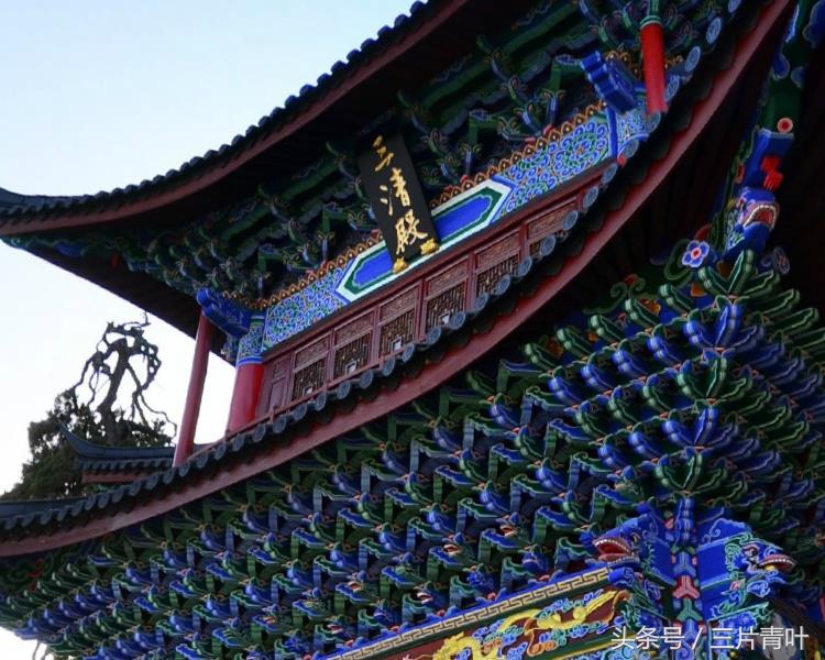 丽江古城木质建筑,紫禁城木府简介