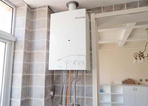 新房入住，越来越多人喜欢家用天然气采暖炉了，采暖炉优缺点介绍