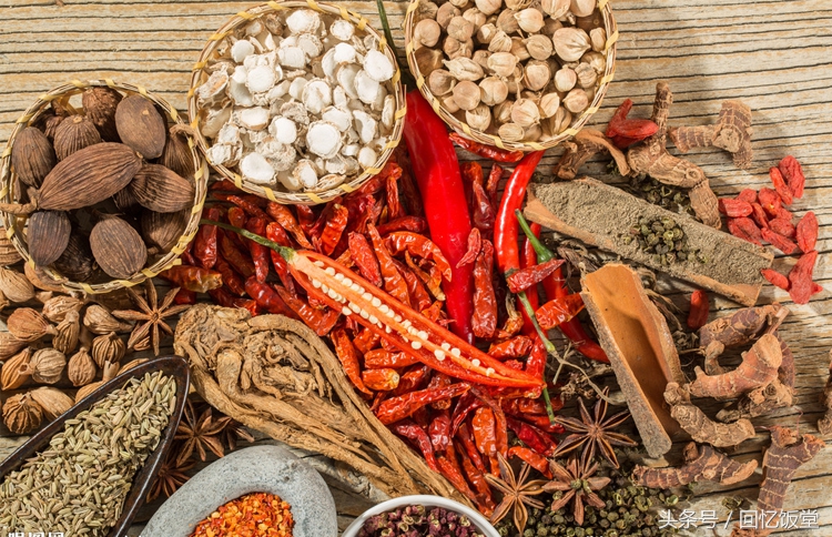 为什么重庆火锅那么出名,连马云都吃不起的食物